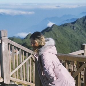 Meet your Posher, Minh